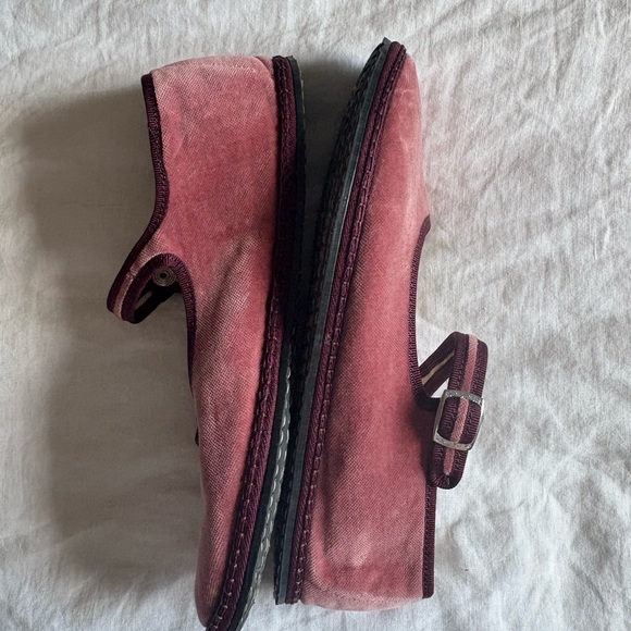 Vibi Venezia Mary Jane Flats - Picture 6 of 6